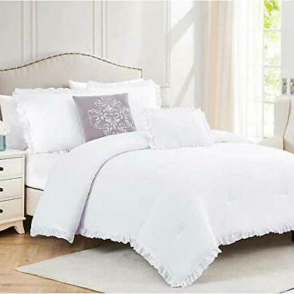 Olivia Gray Portland Ruffled Comforter (White)5 PC - Picture 2 of 3